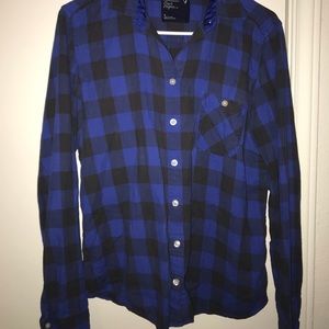 ⭐️ 2/$10 DONATING MONDAY AEO flannel